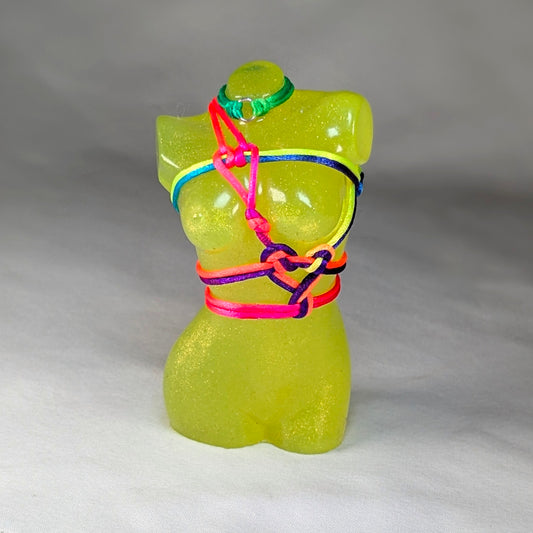 Jojo, UV Yellow + She Loves Me kNot & UV Rainbow Rope