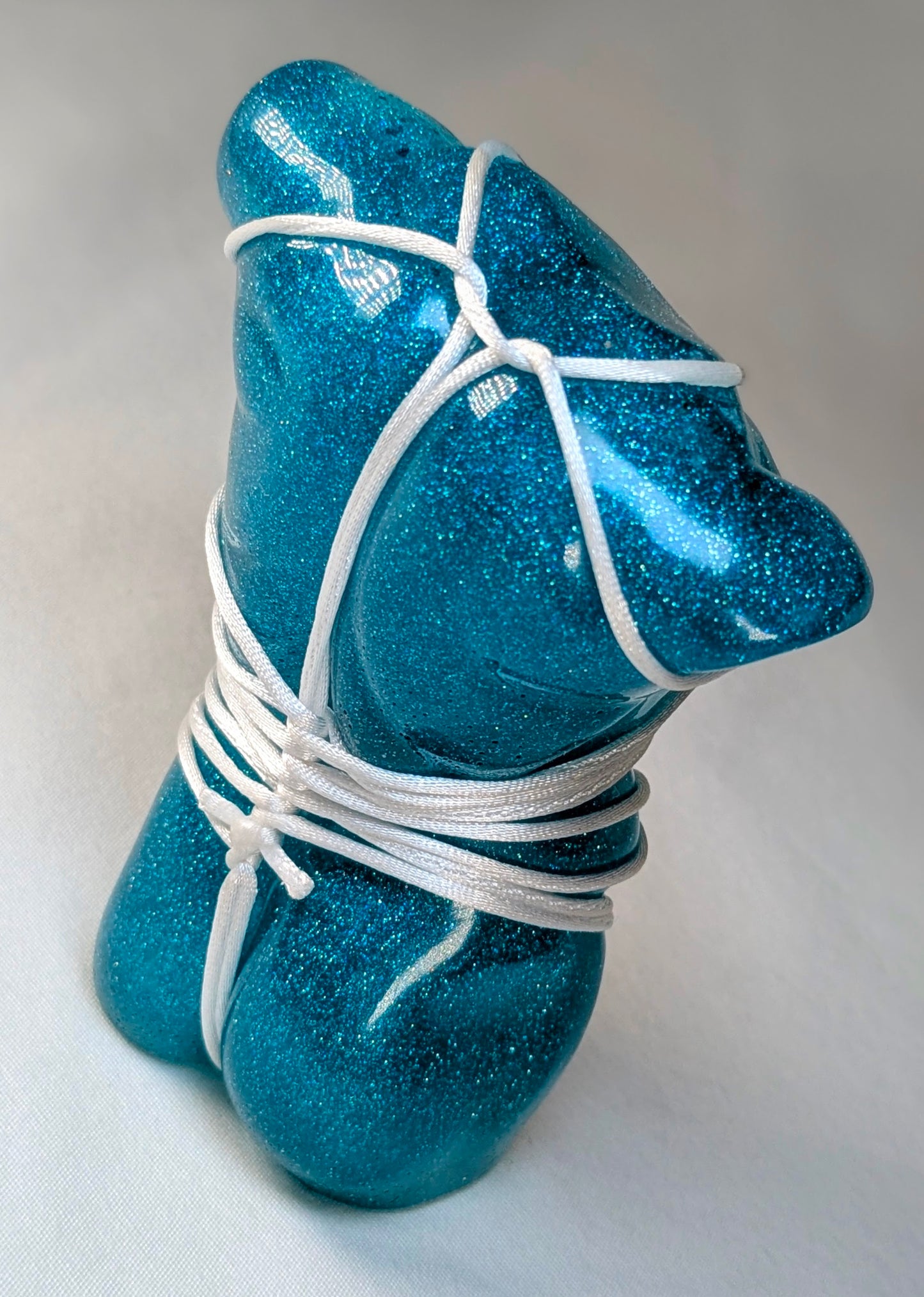 Richard, Blue + Special K & White Rope