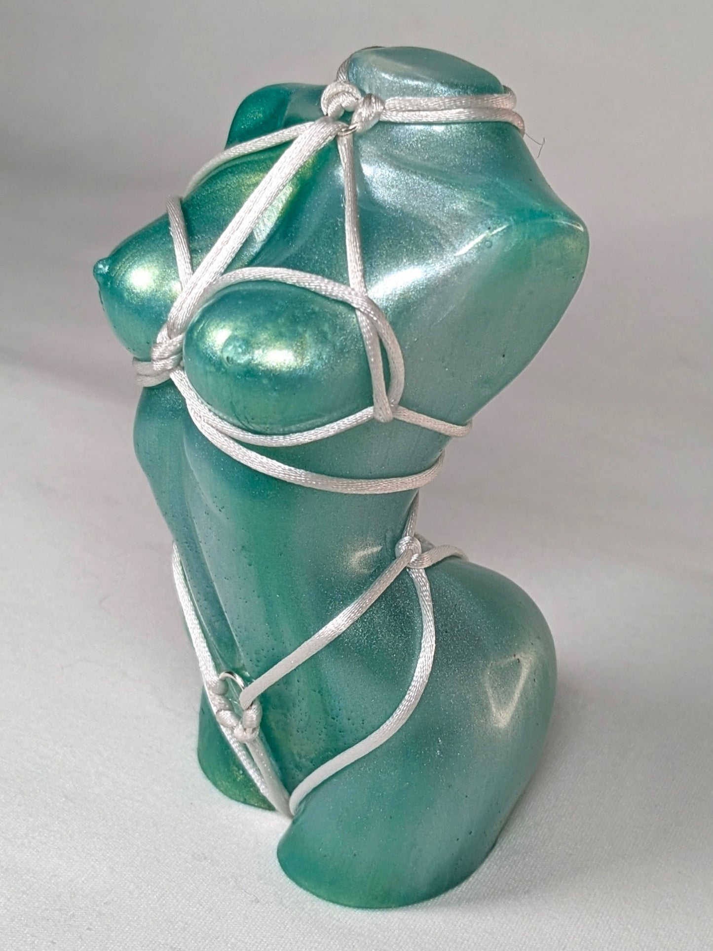 Eve, Mint Pearl + kNot Amused & White Rope