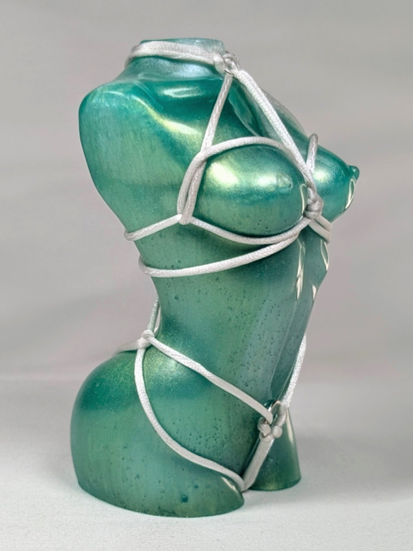 Eve, Mint Pearl + kNot Amused & White Rope