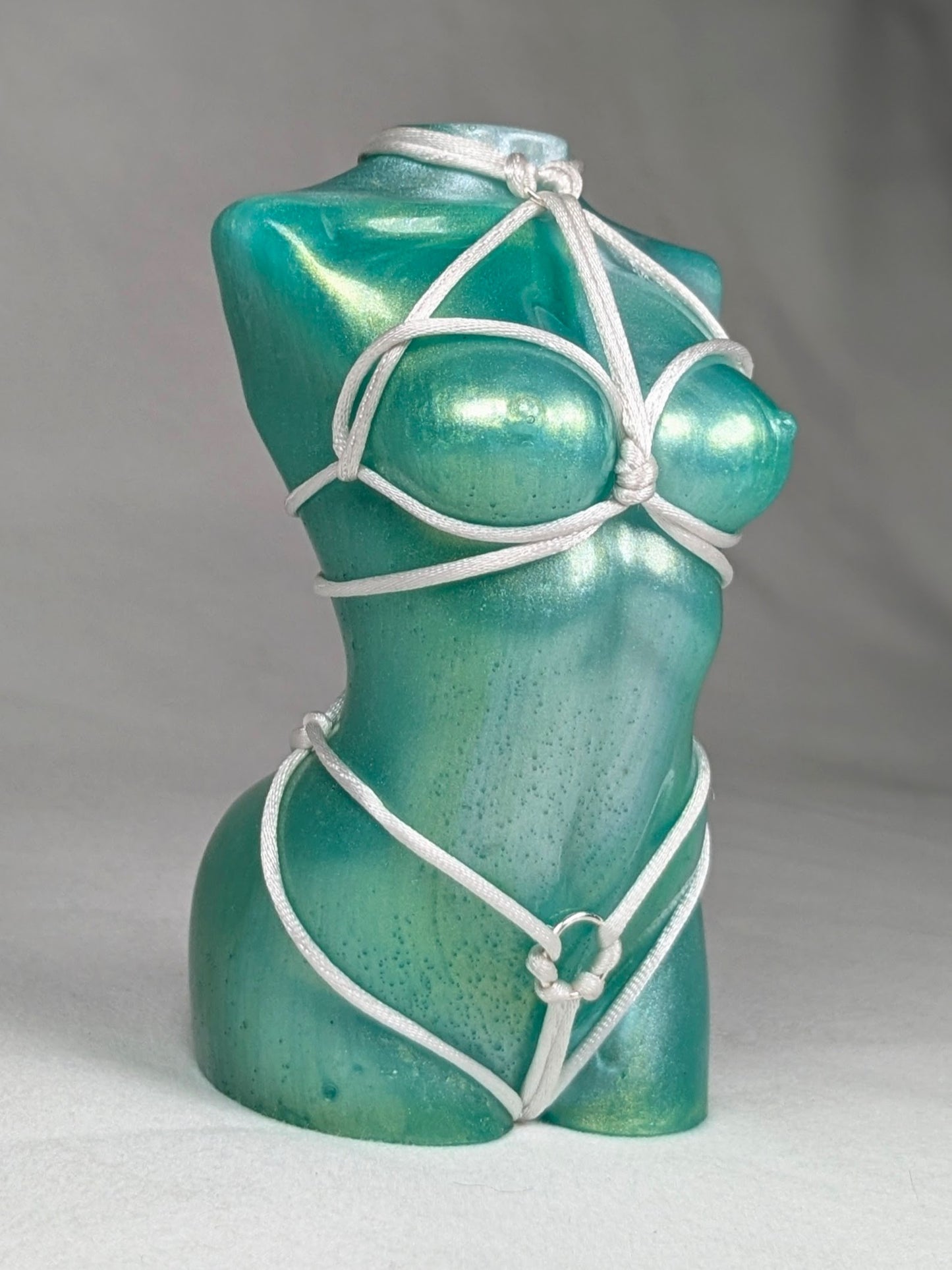 Eve, Mint Pearl + kNot Amused & White Rope