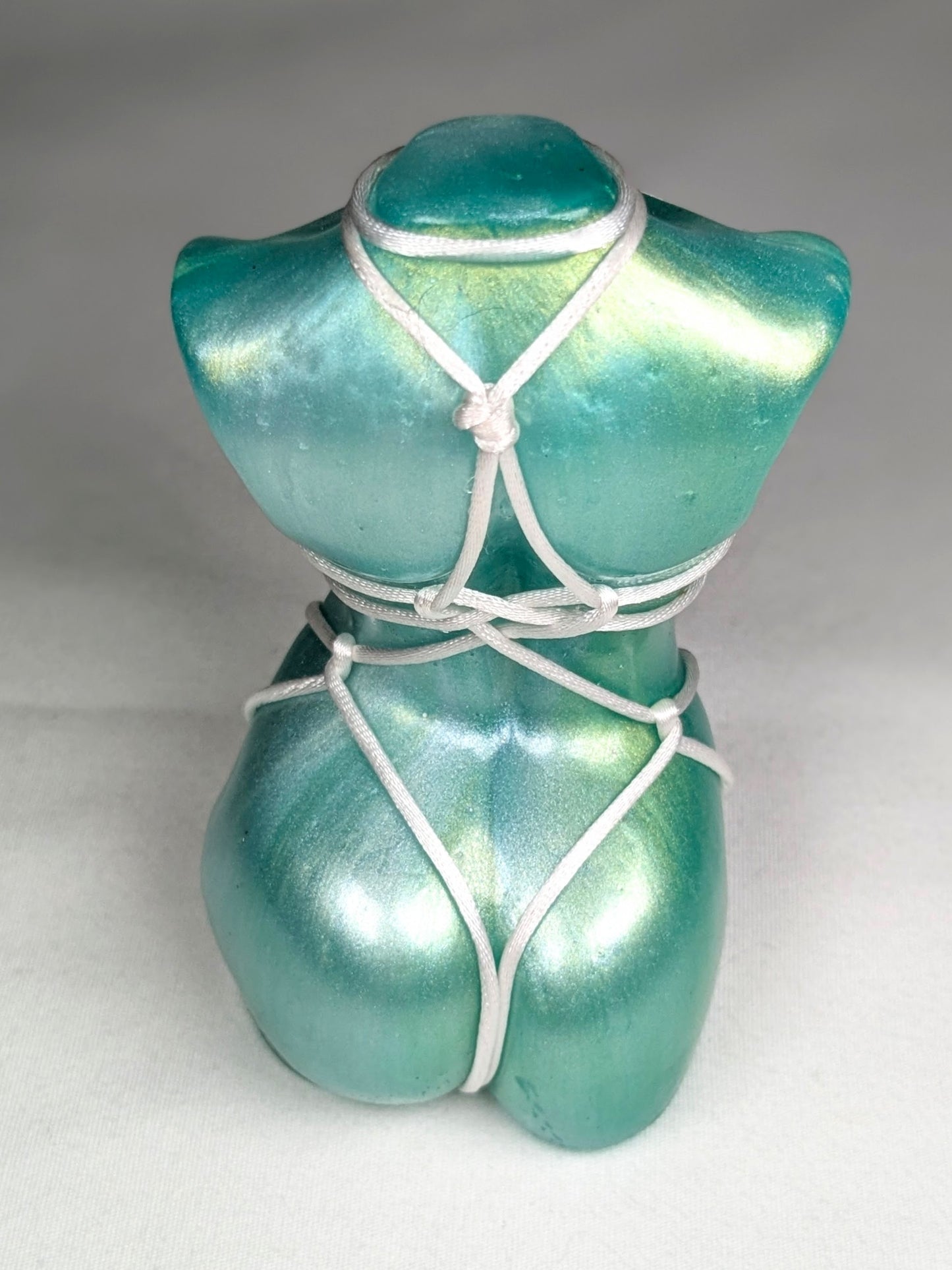 Eve, Mint Pearl + kNot Amused & White Rope