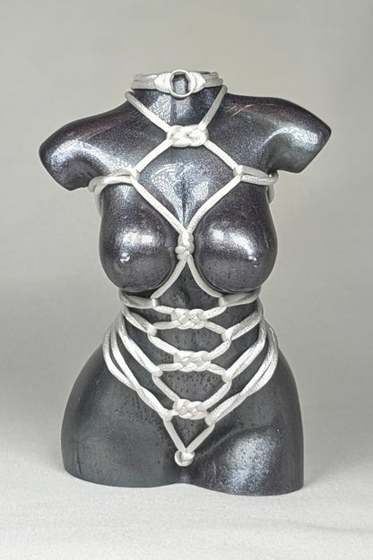 Ms Fortune, Silver + Special K & White Rope